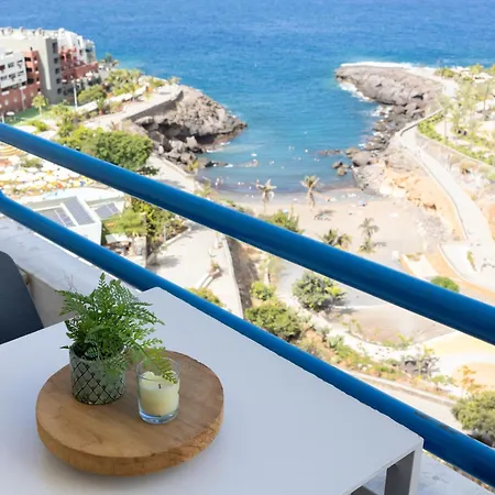 Lovely Modern With An Incredible View Daire